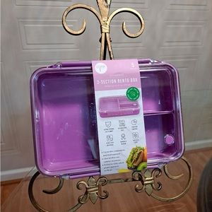 Core Everyday 3 Section Bento Box Extra Strong Lid Clamps, Dishwasher Safe.